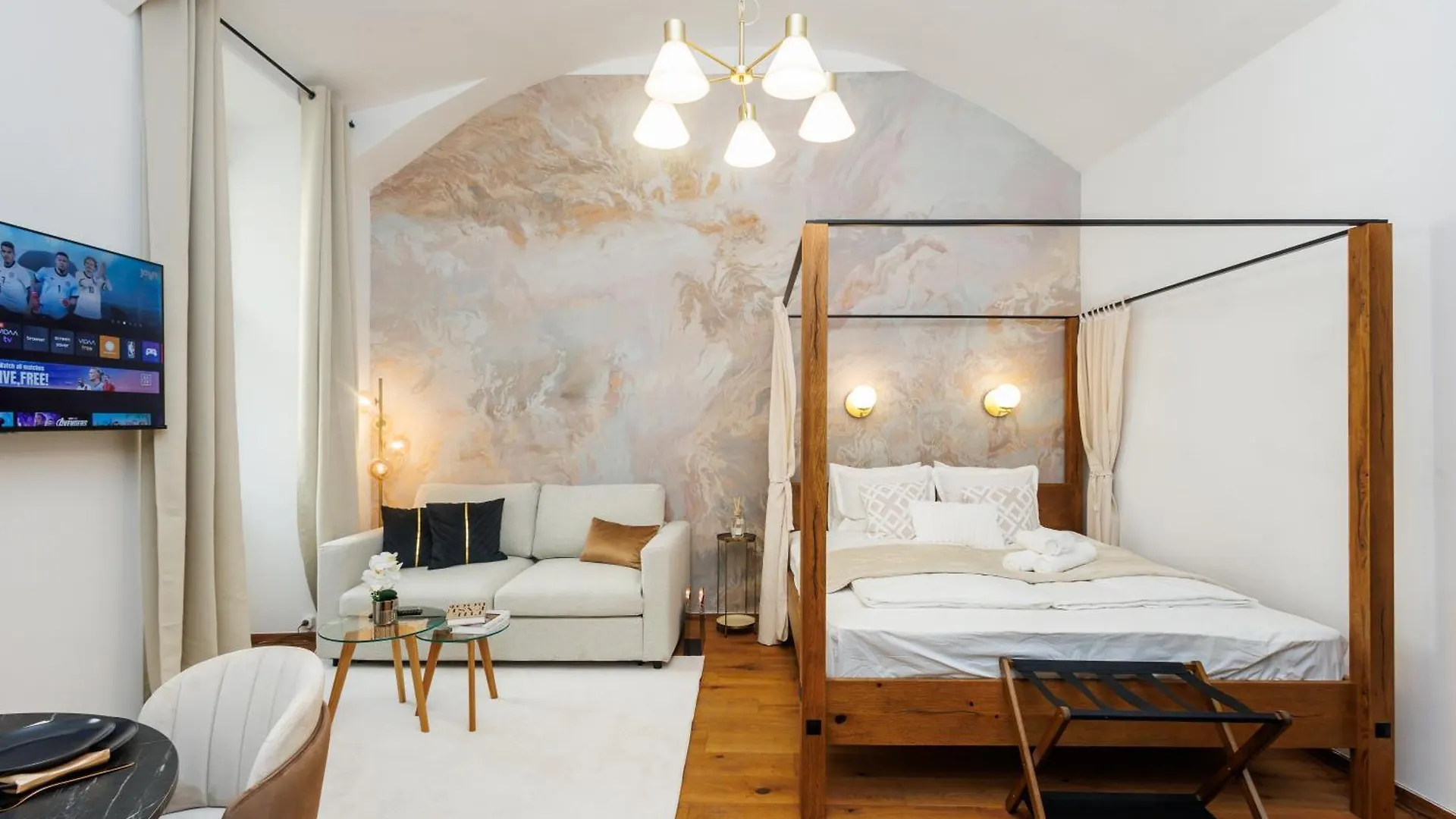 Roman Style Apartment Near City Centre Wien