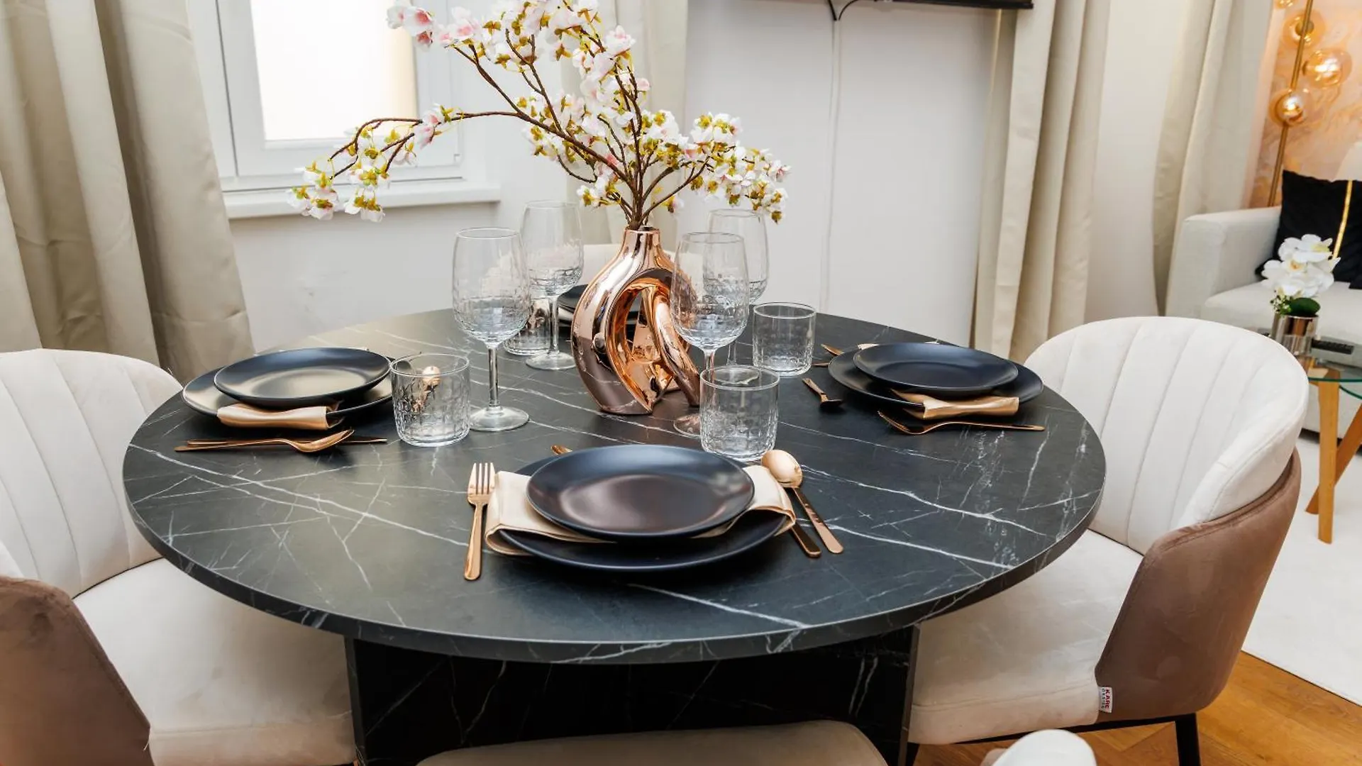 Roman Style Apartment Near City Centre Wenen 0*,  Oostenrijk